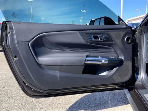 Used 2024 Ford Mustang GT Premium image 21
