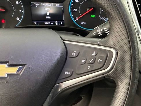 Certified 2021 Chevrolet Equinox LS w/ LS Convenience Package FWD image 14