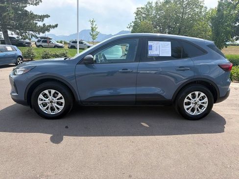 Used 2025 Ford Escape Active AWD/4WD image 4