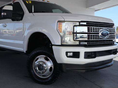 Used 2017 Ford F350 Lariat w/ Lariat Ultimate Package image 2