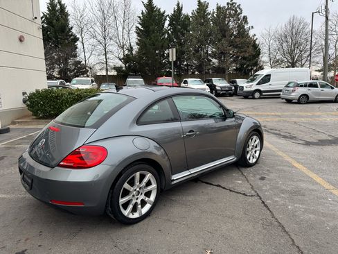 Used 2013 Volkswagen Beetle 2.5 image 10