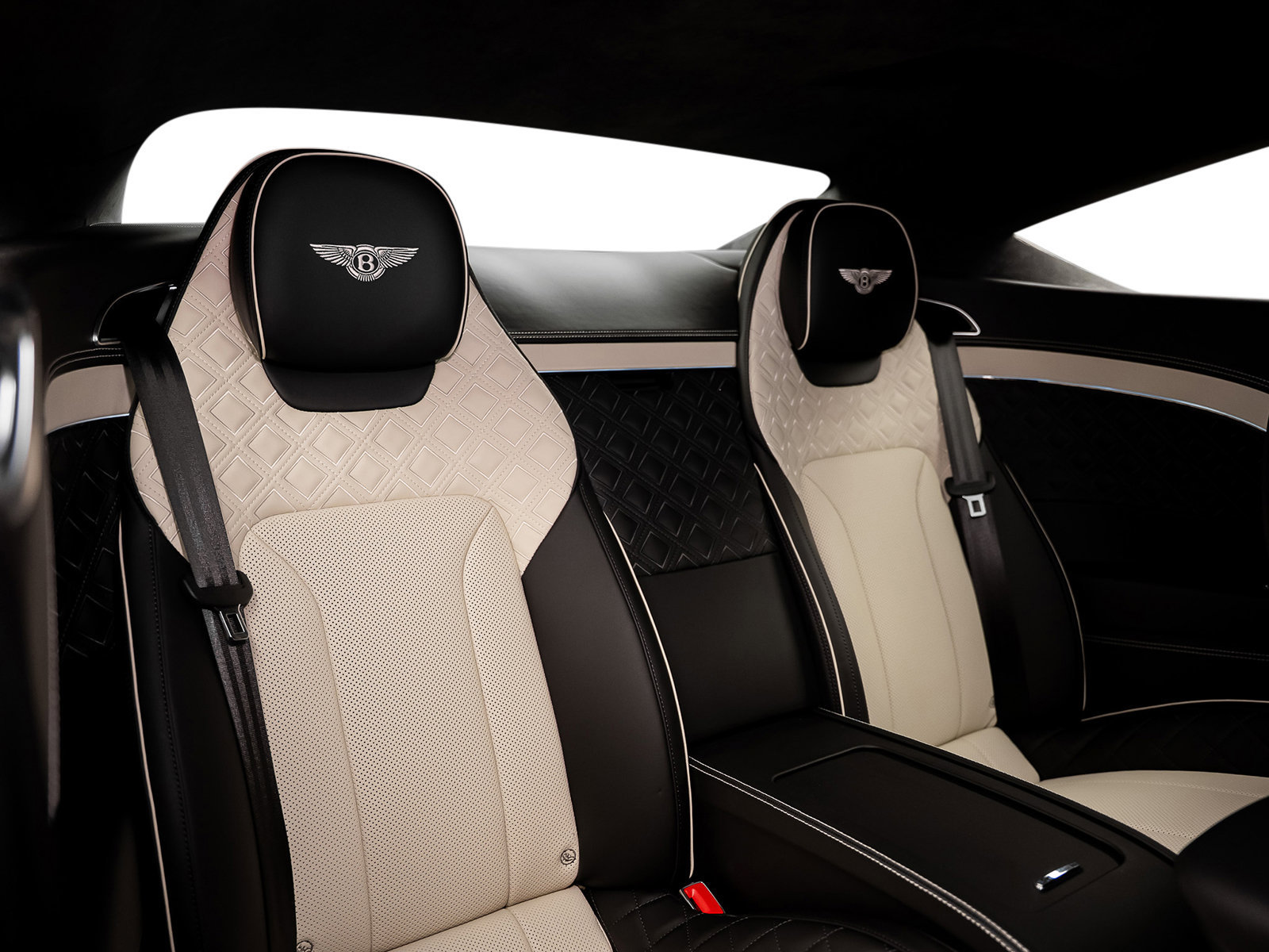Used 2022 Bentley Continental GT AWD/4WD image 40