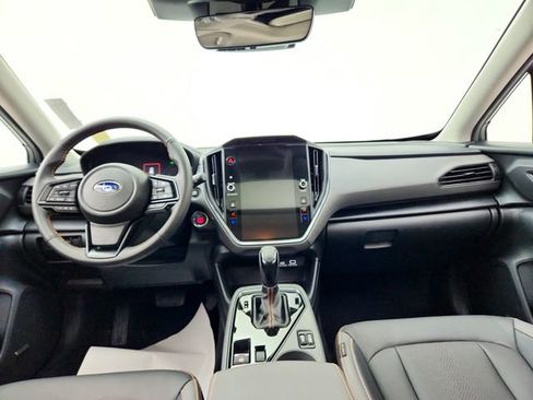 Used 2024 Subaru Crosstrek 2.5i Limited w/ Crosstrek Mirror Package image 26