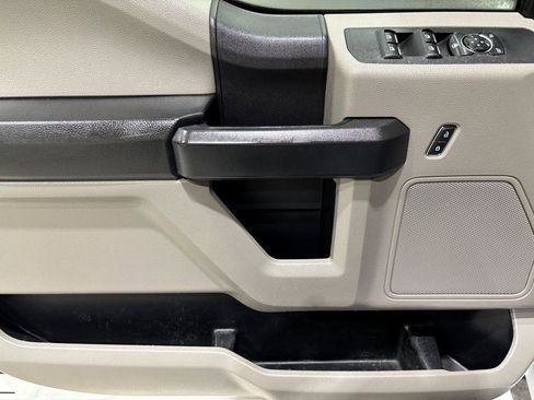 Used 2020 Ford F250 XL w/ Power Equipment Group image 16