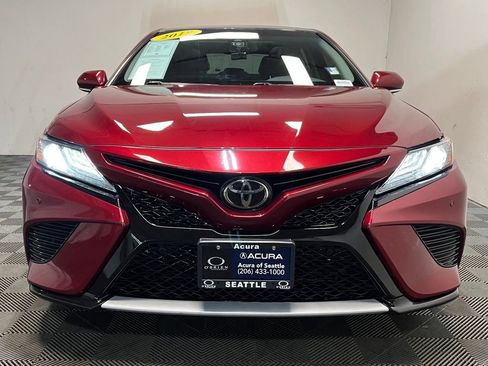 Used 2018 Toyota Camry XSE FWD image 2