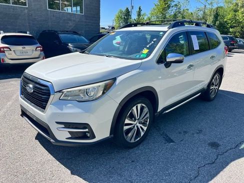 Used 2019 Subaru Ascent Touring AWD/4WD image 3