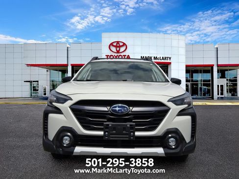 Used 2023 Subaru Outback Limited AWD/4WD image 8