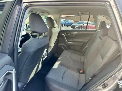 Used 2025 Toyota RAV4 XLE AWD/4WD image 14