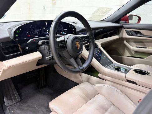 Used 2022 Porsche Taycan 4S AWD/4WD image 28