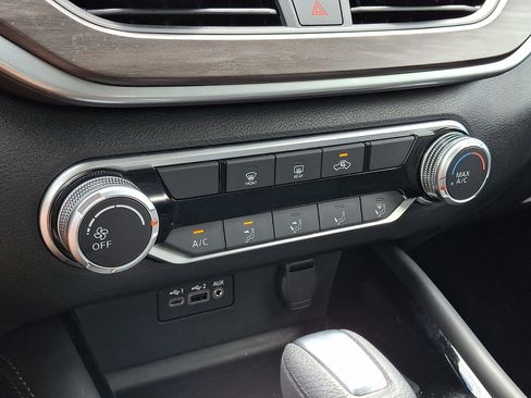 Certified 2023 Nissan Altima 2.5 SV AWD/4WD image 18