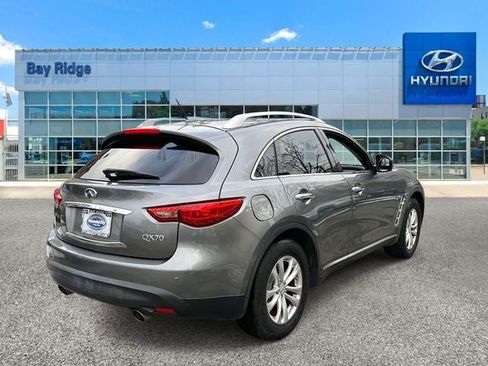 Used 2017 INFINITI QX70 Base w/ Premium Package image 4