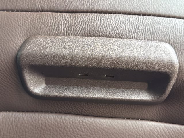 Used 2025 Ford Expedition Max King Ranch AWD/4WD image 35