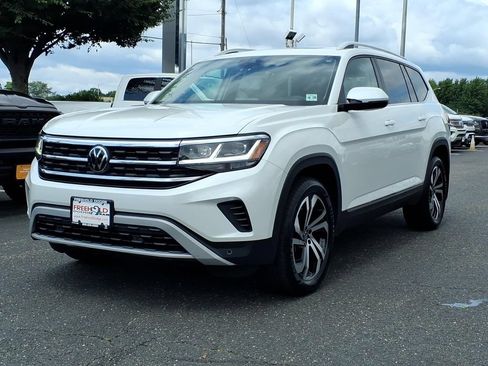 Used 2023 Volkswagen Atlas SEL AWD/4WD image 3