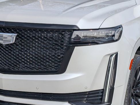 Certified 2023 Cadillac Escalade ESV Sport Platinum w/ LPO, ONYX Package image 9