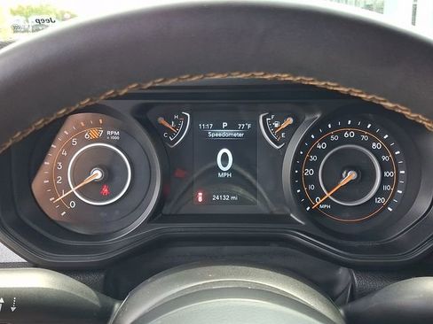 Used 2024 Jeep Wrangler Unlimited Sport AWD/4WD image 20