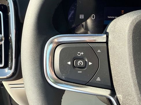 New 2026 Volvo XC40 B5 Ultra w/ Climate Package image 29