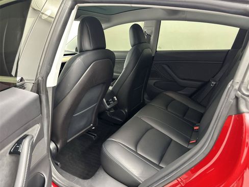 Used 2019 Tesla Model 3 Standard Range Plus RWD image 29