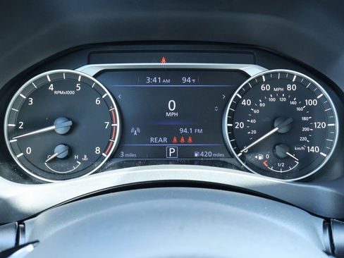 New 2025 Nissan Altima 2.5 SR image 9