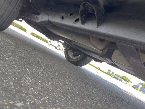 Used 2013 Chevrolet Tahoe LTZ image 35