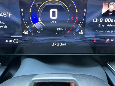 Certified 2025 Chevrolet Suburban High Country image 40