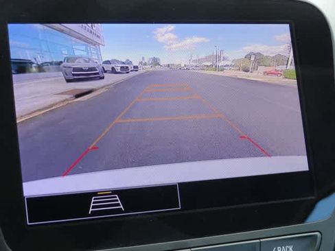 Used 2023 Chevrolet Malibu LT image 24