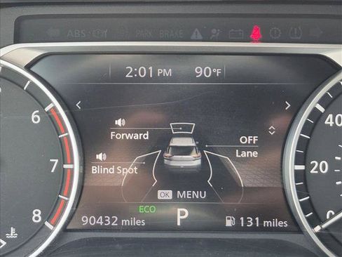 Used 2022 Nissan Rogue SL FWD image 11