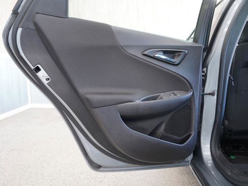 Used 2025 Chevrolet Malibu LT image 36