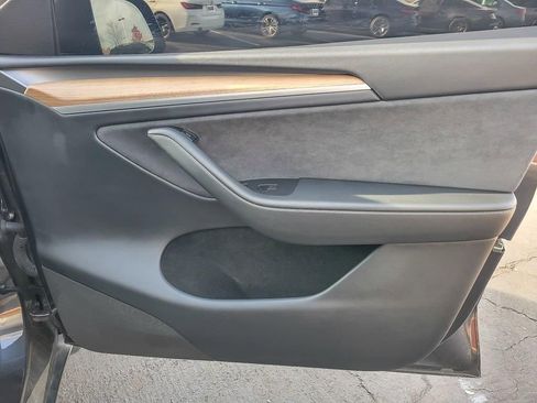 Used 2024 Tesla Model Y Long Range image 20