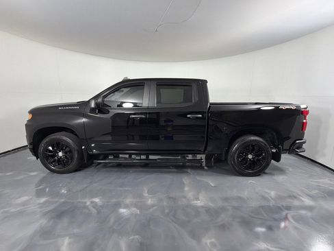 Used 2020 Chevrolet Silverado 1500 Custom w/ Custom Value Package AWD/4WD image 8