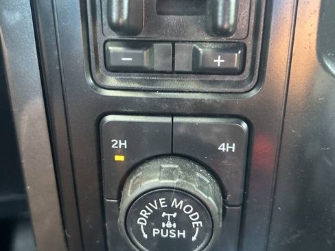 Used 2023 Ford F150 4x4 SuperCrew image 31