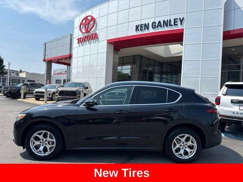 Used 2021 Alfa Romeo Stelvio Sprint w/ Sun & Sound Package AWD/4WD image 3