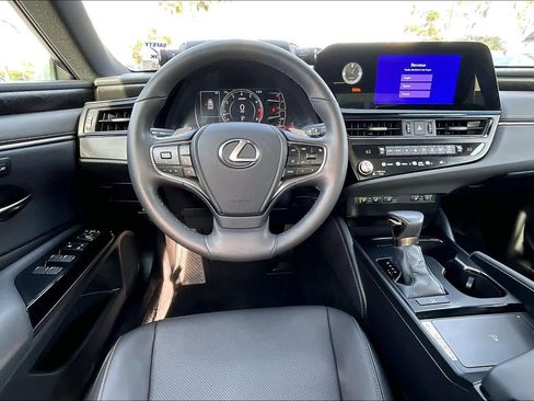 Used 2024 Lexus ES 350 w/ Premium Package image 5
