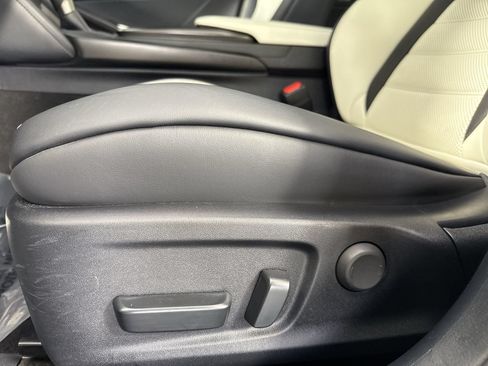 Used 2025 Lexus IS 350 F Sport w/ Accessory Package 2 AWD/4WD image 23