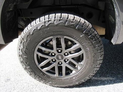 Used 2022 Ford Ranger Lariat w/ Tremor Off-Road Package AWD/4WD image 10