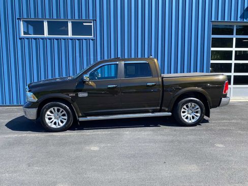 Used 2014 RAM 1500 Laramie Longhorn w/ Convenience Group AWD/4WD image 12