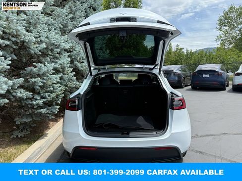 Used 2023 Tesla Model Y Long Range AWD/4WD image 29