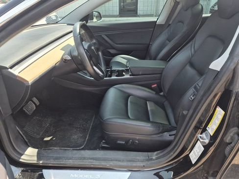 Used 2019 Tesla Model 3 RWD image 10