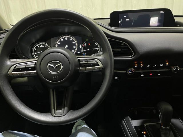 Used 2023 MAZDA CX-30 AWD 2.5 S image 19