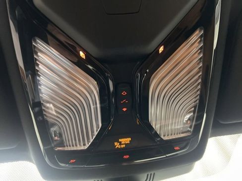 Used 2023 BMW 530i xDrive w/ Convenience Package image 24