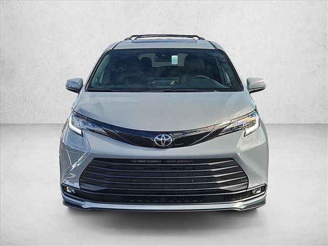 New 2026 Toyota Sienna XLE Woodland Edition AWD/4WD image 6