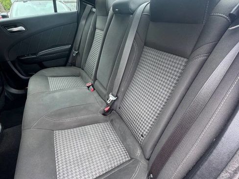 Used 2019 Dodge Charger SXT w/ Blacktop Package image 16