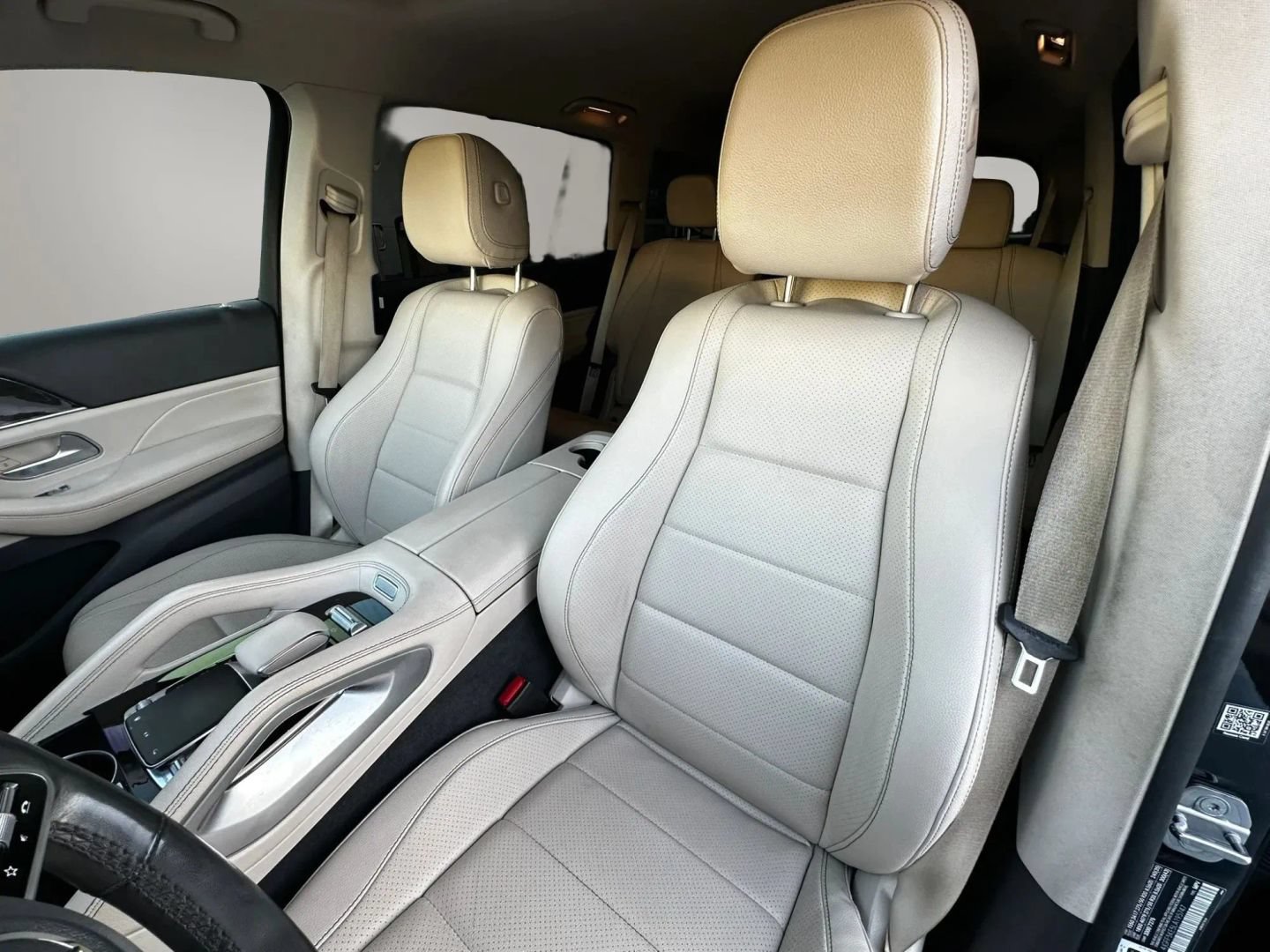 Used 2020 Mercedes-Benz GLS 450 4MATIC image 11
