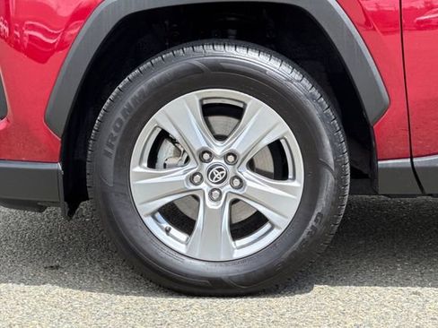 Used 2023 Toyota RAV4 XLE FWD image 32