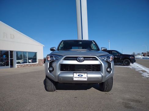 Used 2023 Toyota 4Runner TRD Off-Road Premium w/ Moonroof Package image 8