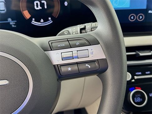 New 2025 Hyundai Tucson SEL image 17