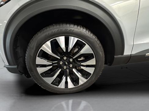 Used 2025 Ford Explorer Platinum w/ LUX Leather Package image 31