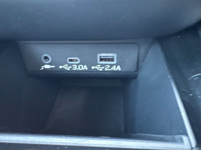 Used 2024 Subaru Outback Premium AWD/4WD image 13
