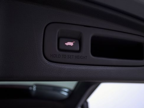 Used 2024 Honda CR-V Sport Touring image 13
