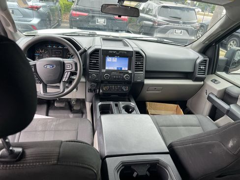 Used 2017 Ford F150 XL w/ Equipment Group 101A Mid AWD/4WD image 31