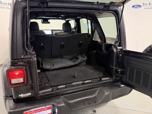 Used 2024 Jeep Wrangler Sport S image 25